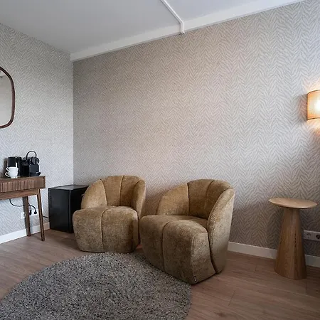 Affordable Walk In Nature *