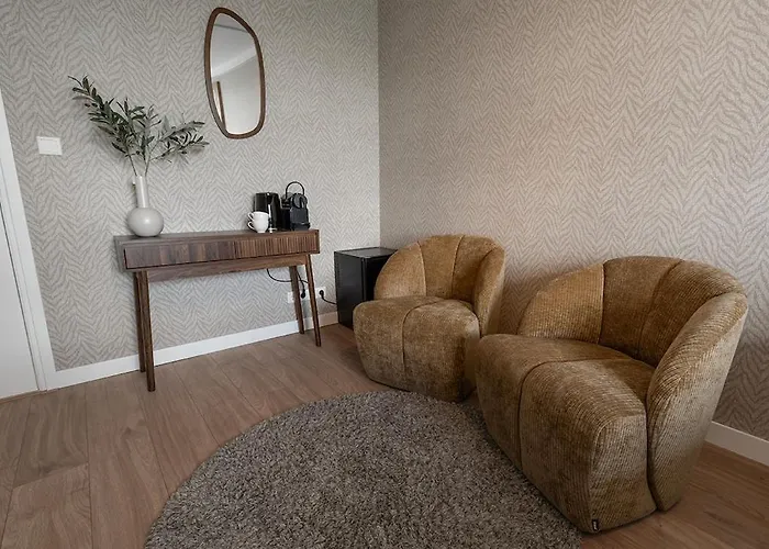 Affordable Walk In Nature * Τίλμπουργκ