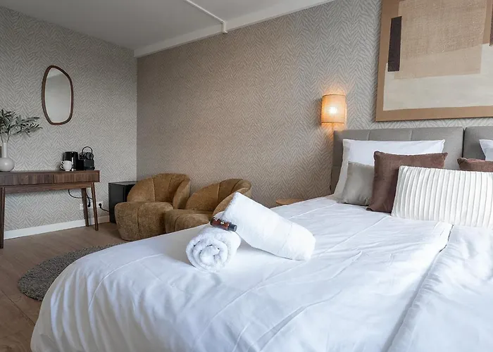 Affordable Walk In Nature Holiday home *