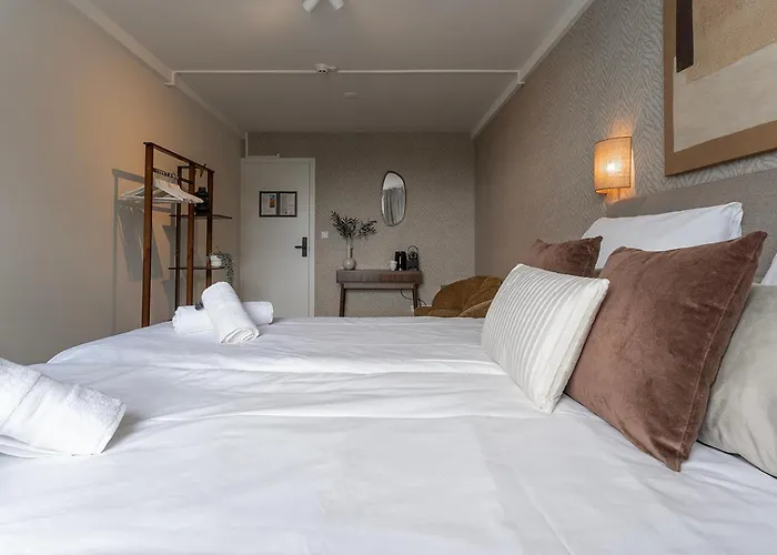 Affordable Walk In Nature Holiday home *